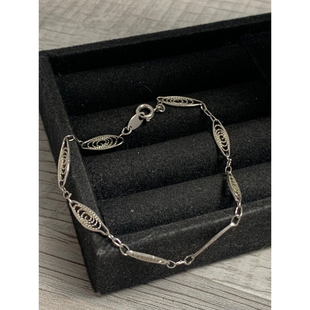 Vintage Trifari Silver Tone Filigree Oval Link Bracelet 7 Inch Crown Logo 5253